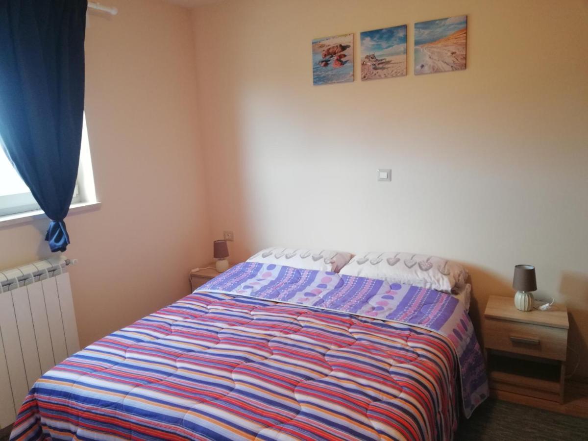 Apartman Nikola Ladrovici Exterior foto